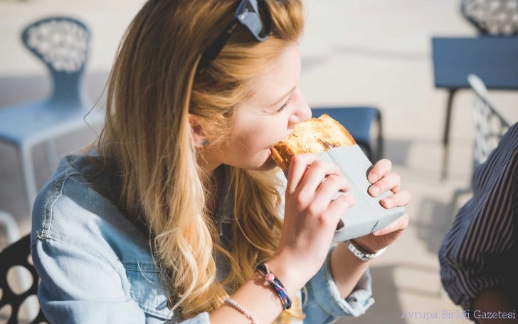 4eatmorebreadgrafvisionjpg-728x728