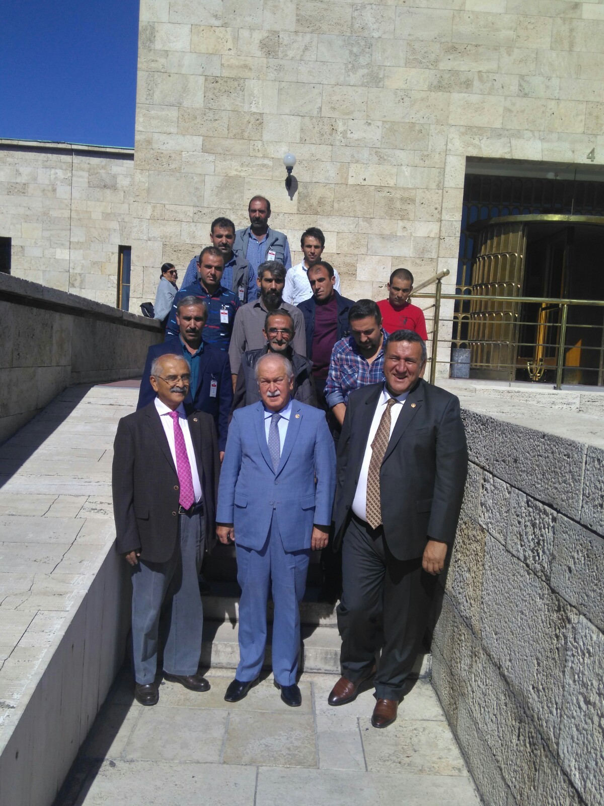 4c5b00b1-c246-4215-b457-5a9fe76b551e