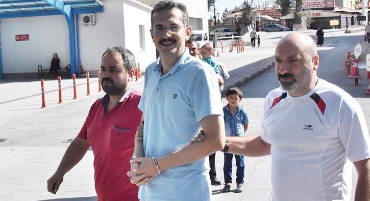 Ben devletim” diyen FETÖ’cü emniyet müdürüne polisten tokat gibi yanıt