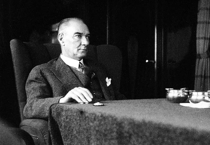 Atatürk’e artık o iftirayı atamayacaklar