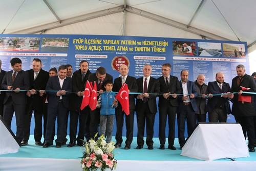 Başkan Topbaş müjdeyi verdi: Eminönü’nden Eyüp’e tramvay geliyor