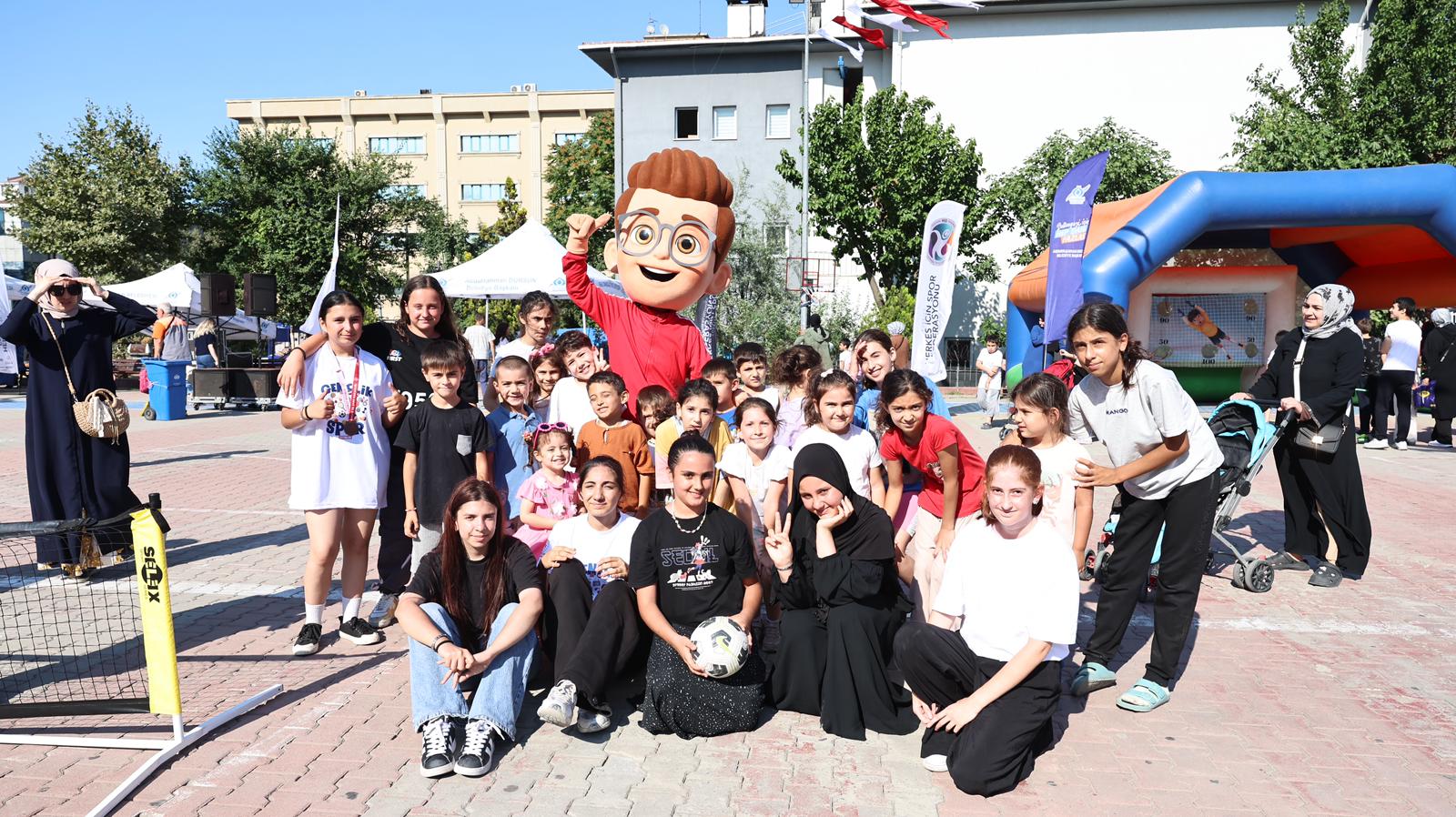 Sultangazi’de Herkes İçin Spor Şenliği