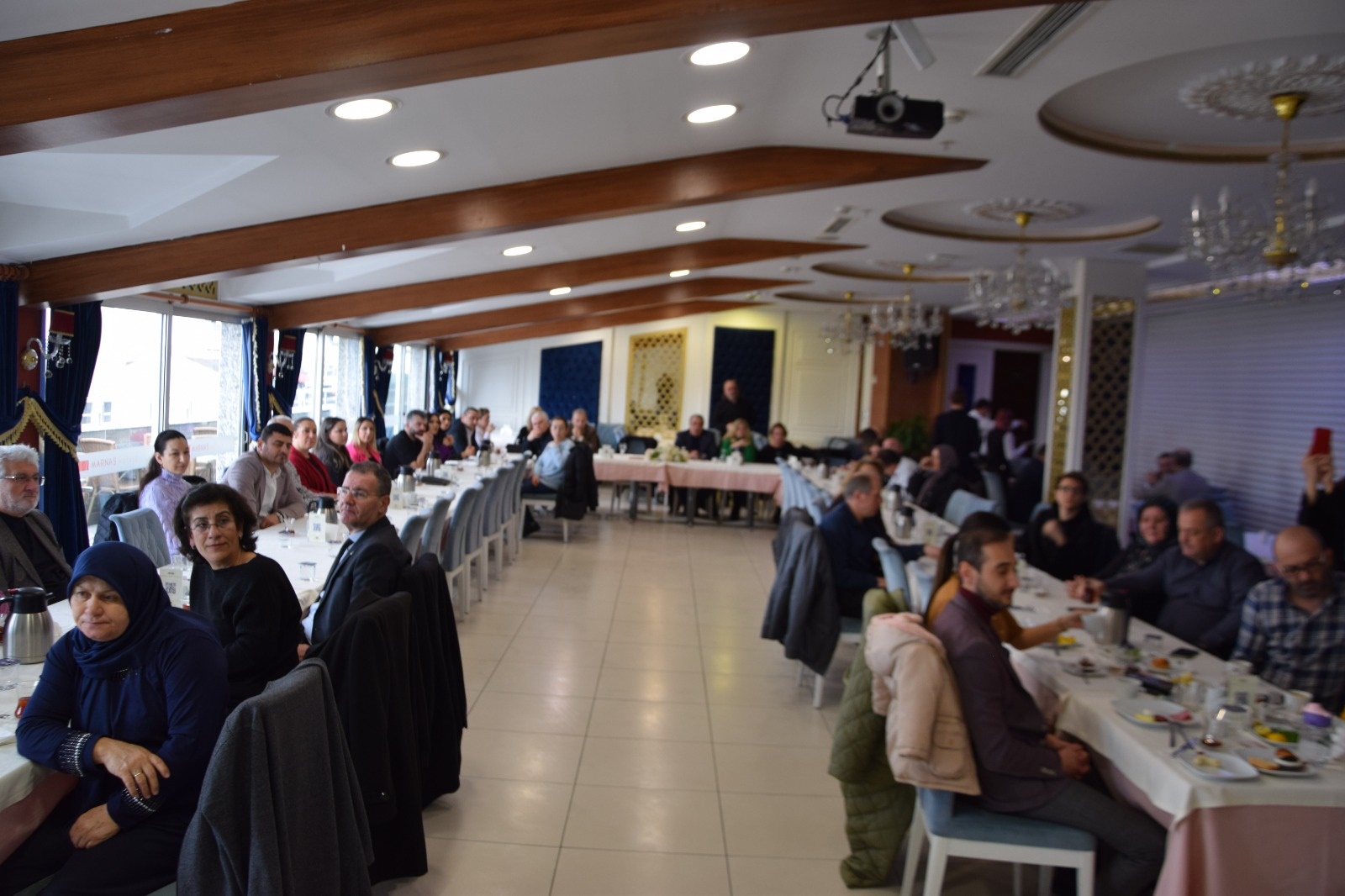 BAYRAMPAŞA DA DERNEKLER BİR ARAYA GELDİ: