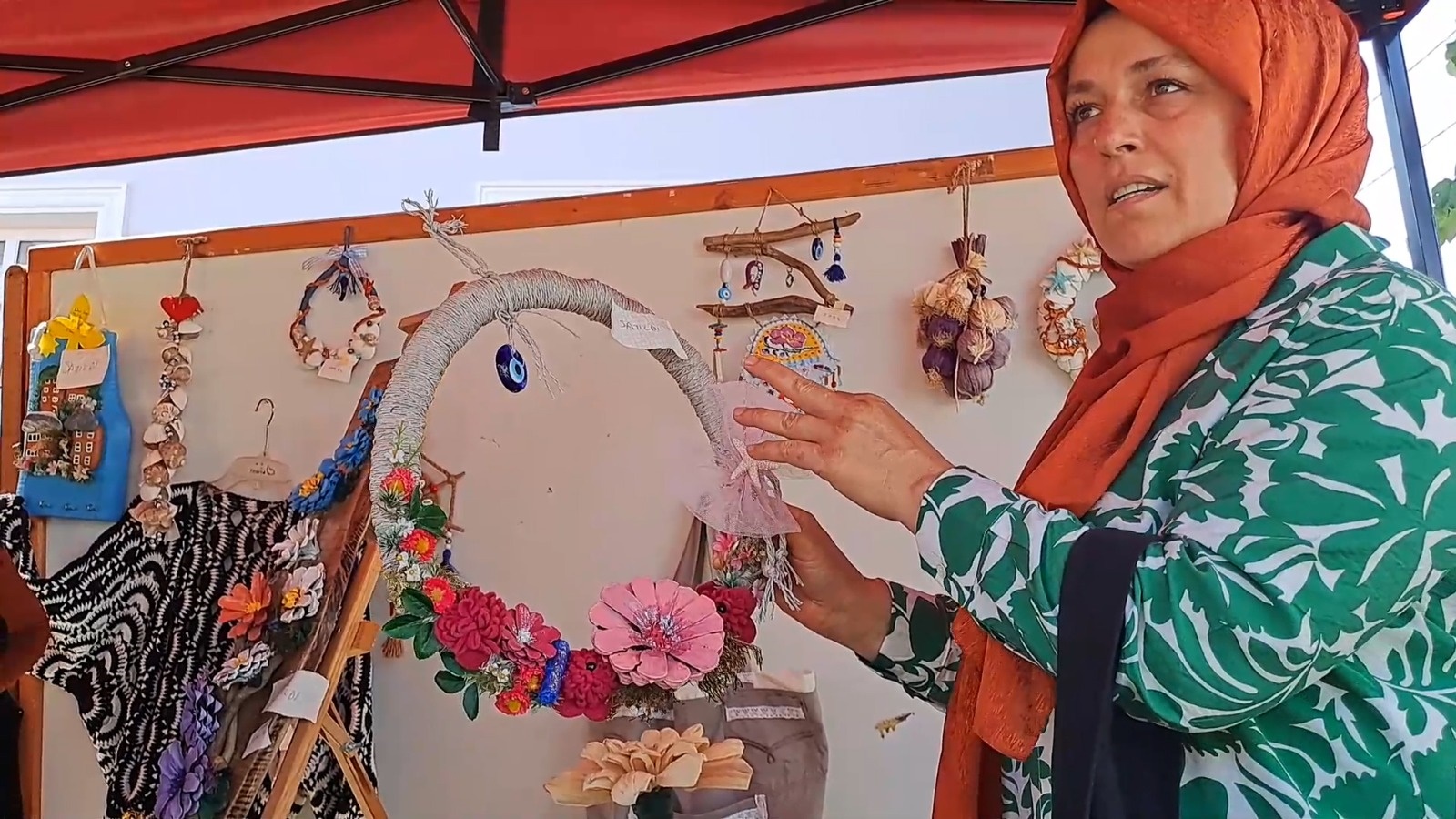 Trafik kazası geçirdi geri dönüşüm atık malzemelerle hayata bağlandı