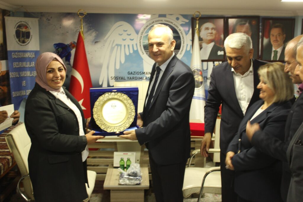 Erzurumlular Derneğinde Büyük Buluşma