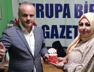 YENİDEN REFAH PARTİSİ “21 EKİM DÜNYA GAZETECİLER GÜNÜNÜ KUTLADI