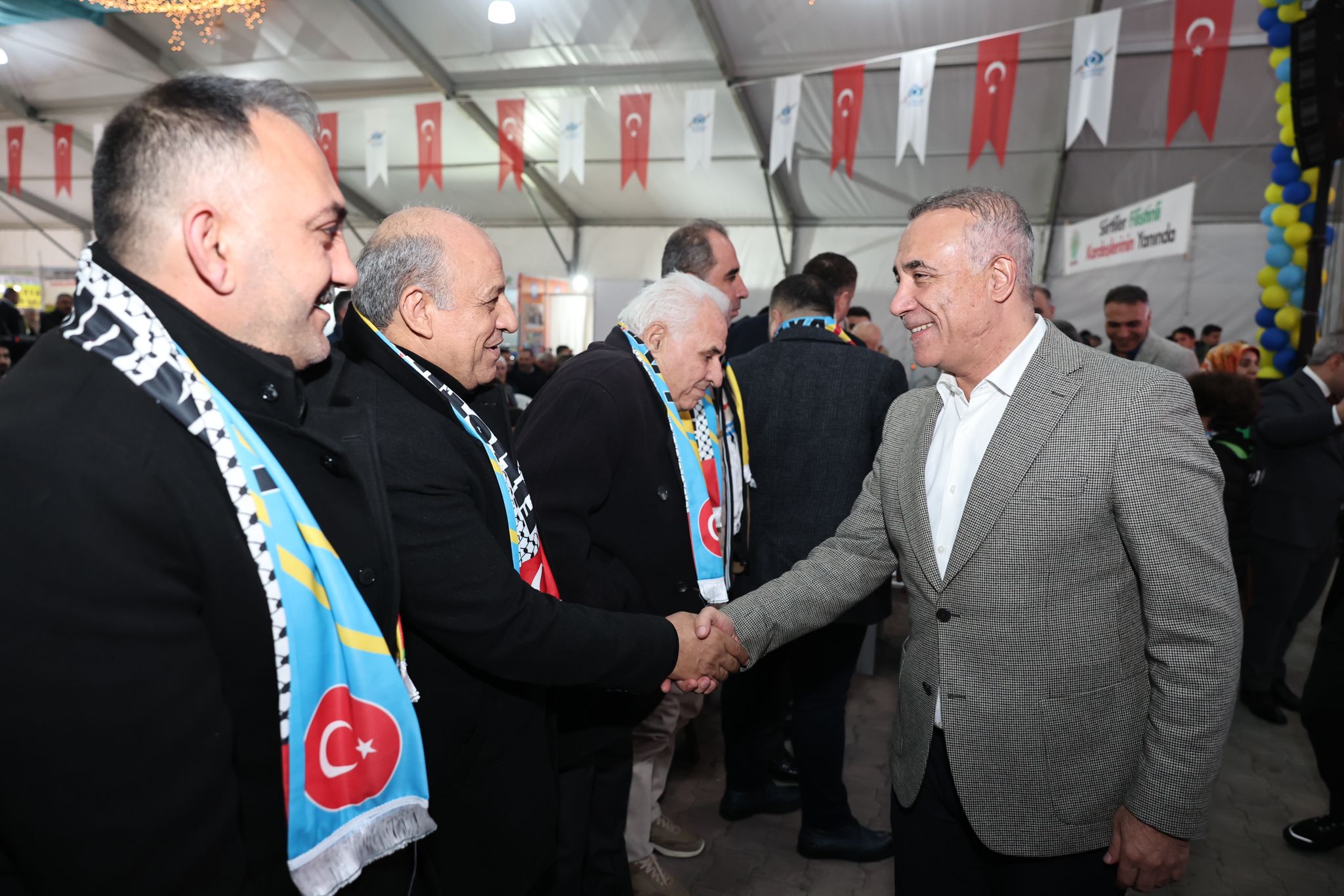 Sultangazi Belediye Başkanı Av. Abdurrahman Dursun: Her zaman Cumhurbaşkanımız Recep Tayyip Erdoğan’ın yanında Sultangazi olarak dimdik duracağız.