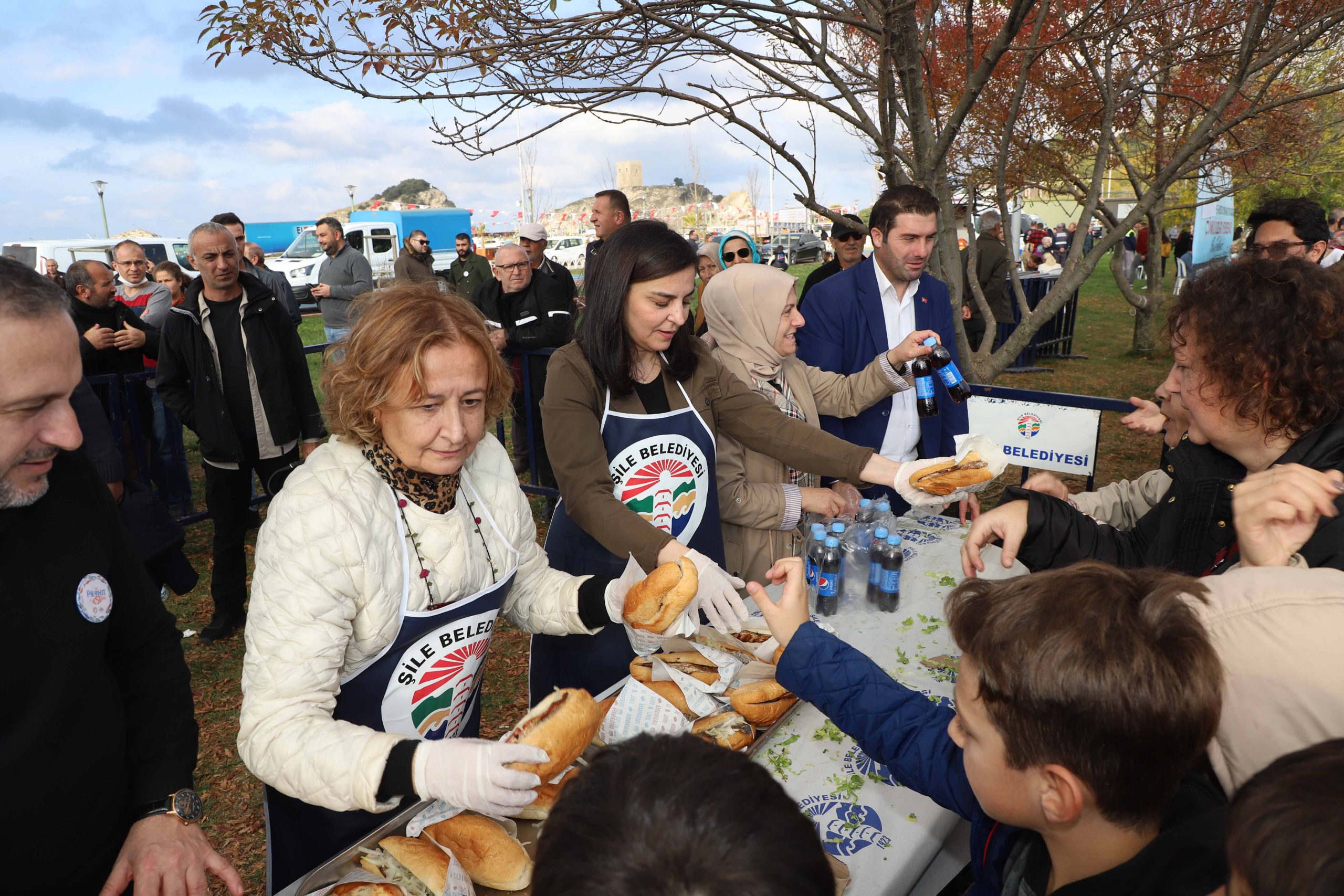 ŞİLE PALAMUT FESTİVALİ RENKLİ GÖRÜNTÜLER EŞLİĞİNDE GERÇEKLEŞTİ..