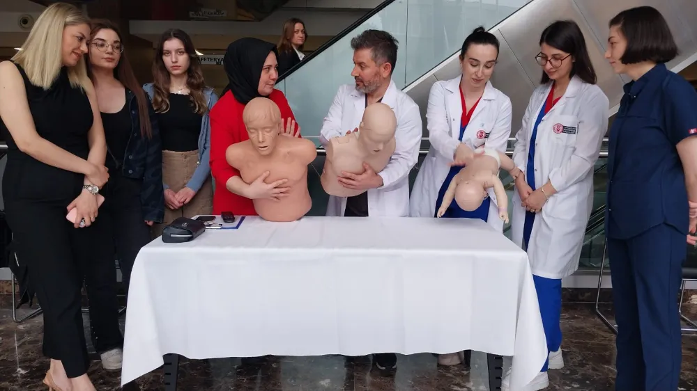 HAYAT KURTARAN İLK YARDIM TEKNİĞİ ‘HEIMLICH MANEVRASI’