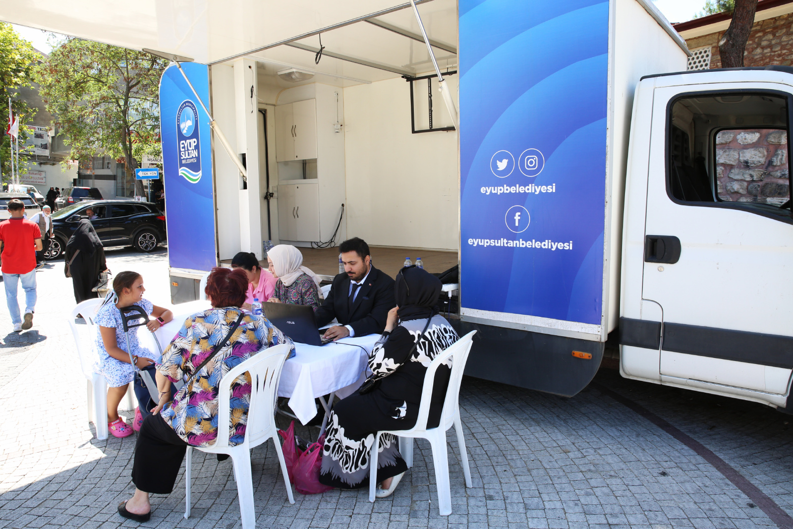 Mobil Çözüm Noktası Eyüpsultan’ın mahallelerinde