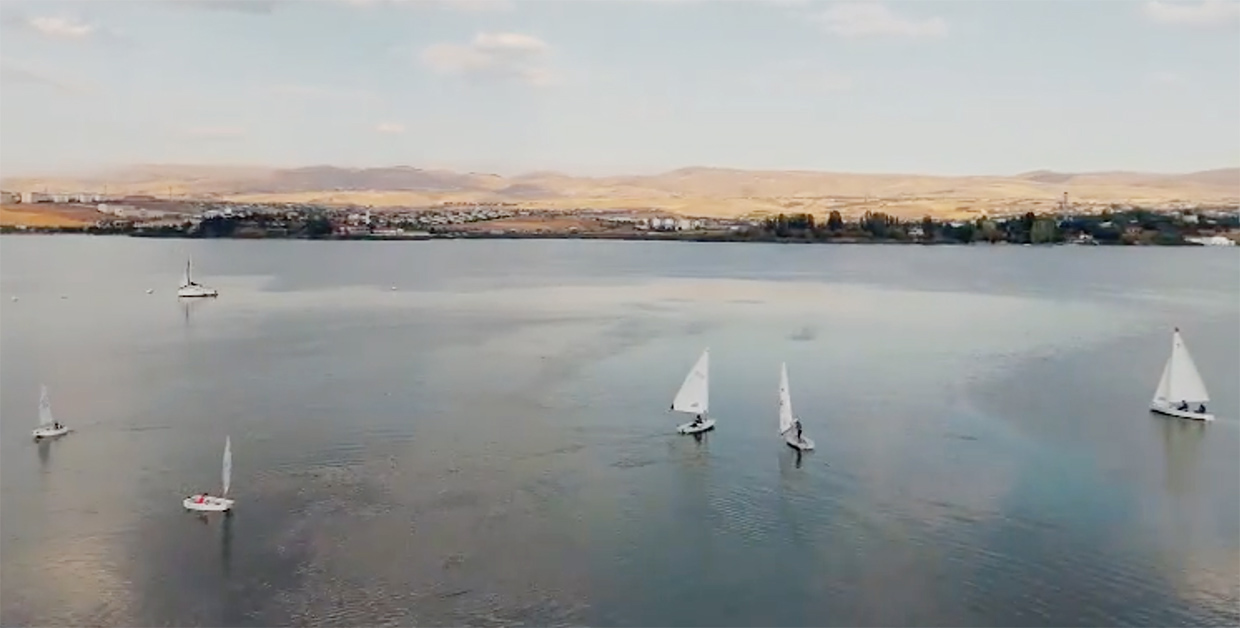 Ankara'nın sahili Mogan Gölü'nde Ankara Kent Konseyi rüzgârı esti