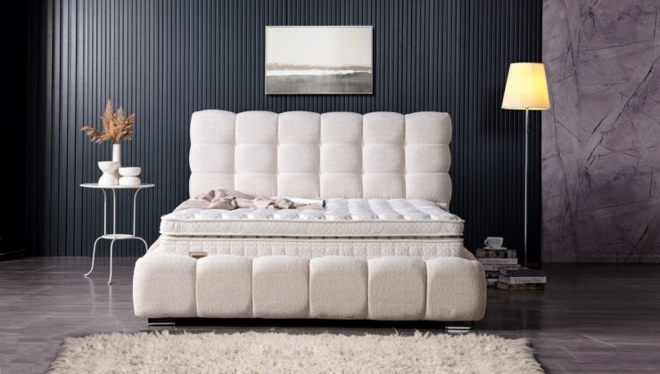 Bulutların Üzerinde Uyku Deneyimi