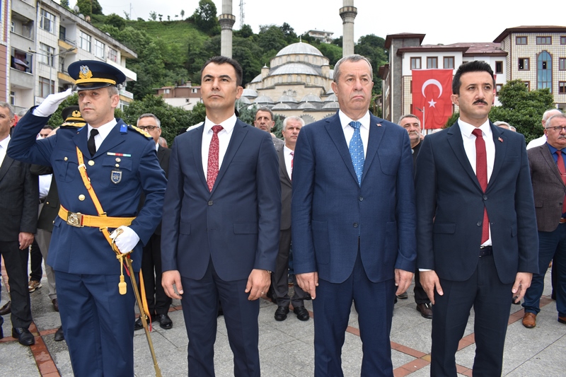 Rize'de 30 Ağustos Zafer Bayramı kutlamaları gerçekleştirildi