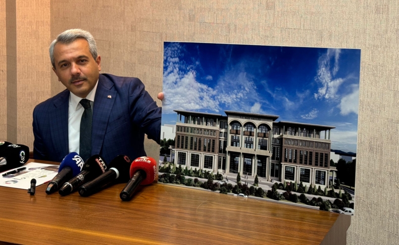 Vali İhsan Selim Baydaş Rize'de devam eden yatırımları anlattı