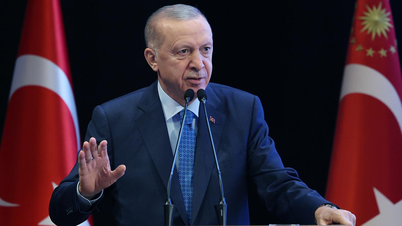 Cumhurbaşkanı Erdoğan: Çocuklarımızı ufku geniş, çağın becerileriyle yetiştireceğiz