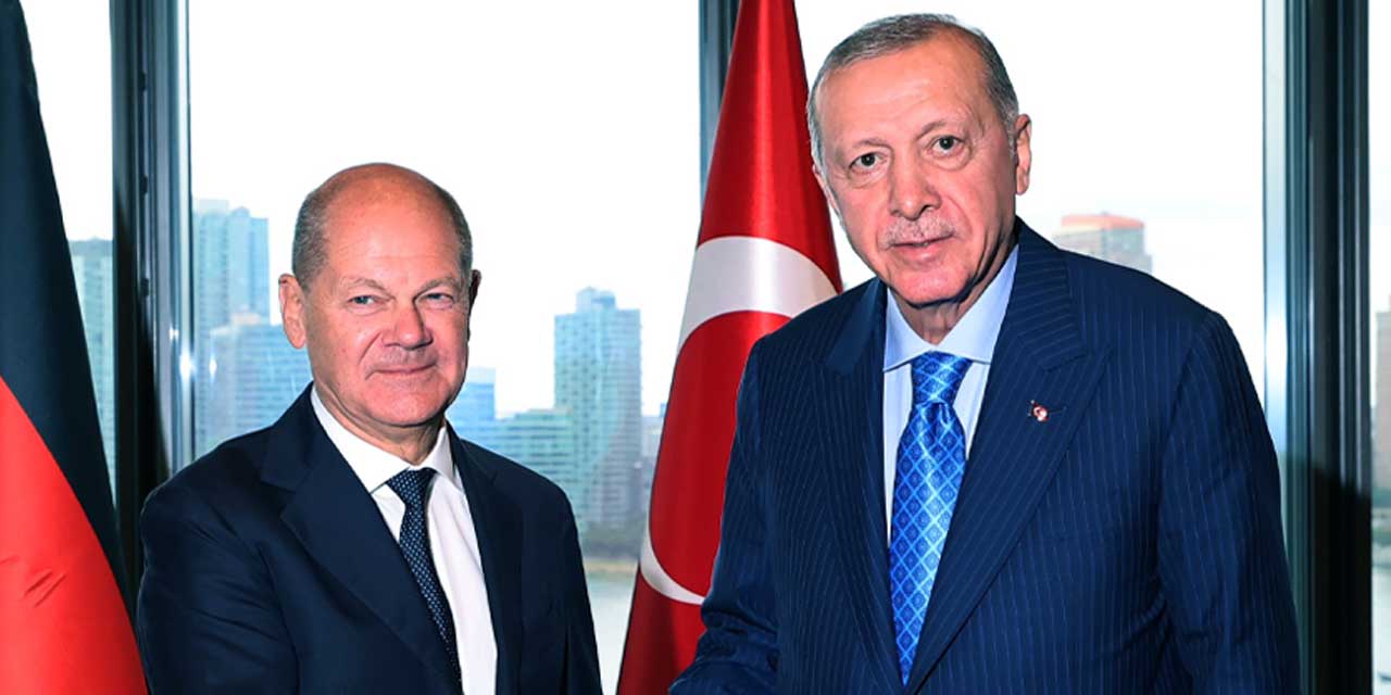 Cumhurbaşkanı Erdoğan, New York'taki Türkevi'nde Pezeşkiyan ve Scholz ile görüştü