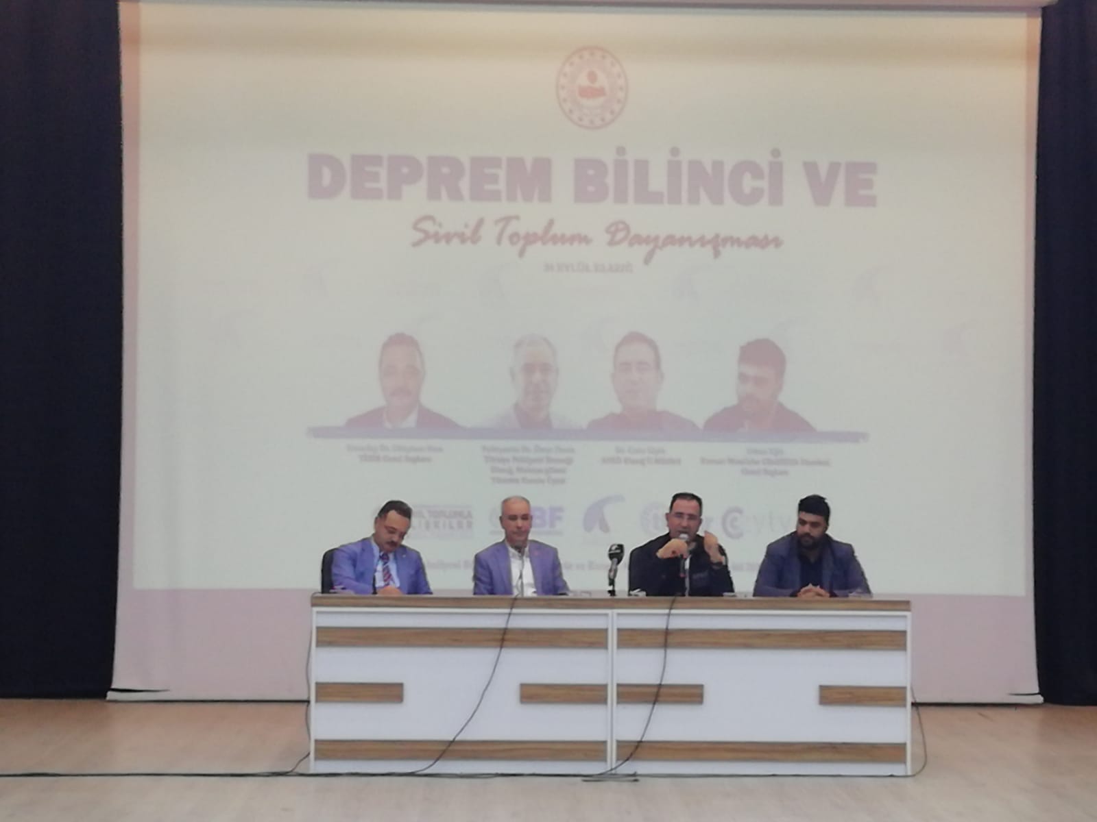 Elazığ, Deprem Bilinci ve Sivil Toplum Buluşması Paneli’ne ev sahipliği yaptı