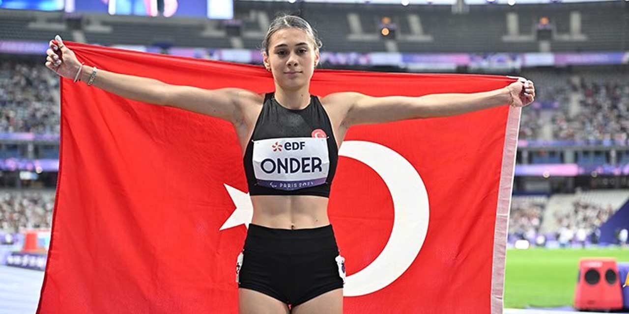 Rekortmen milli para atlet Aysel Önder, gümüş madalya kazandı: Paris'te 12. madalya