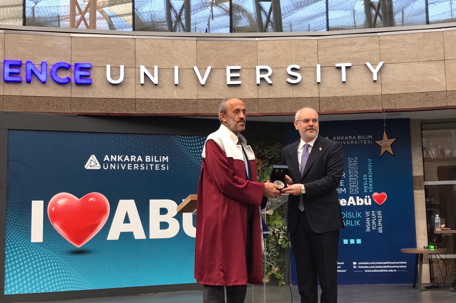 Ankara Bilim Üniversitesi Akademik Yılı törenle açıldı