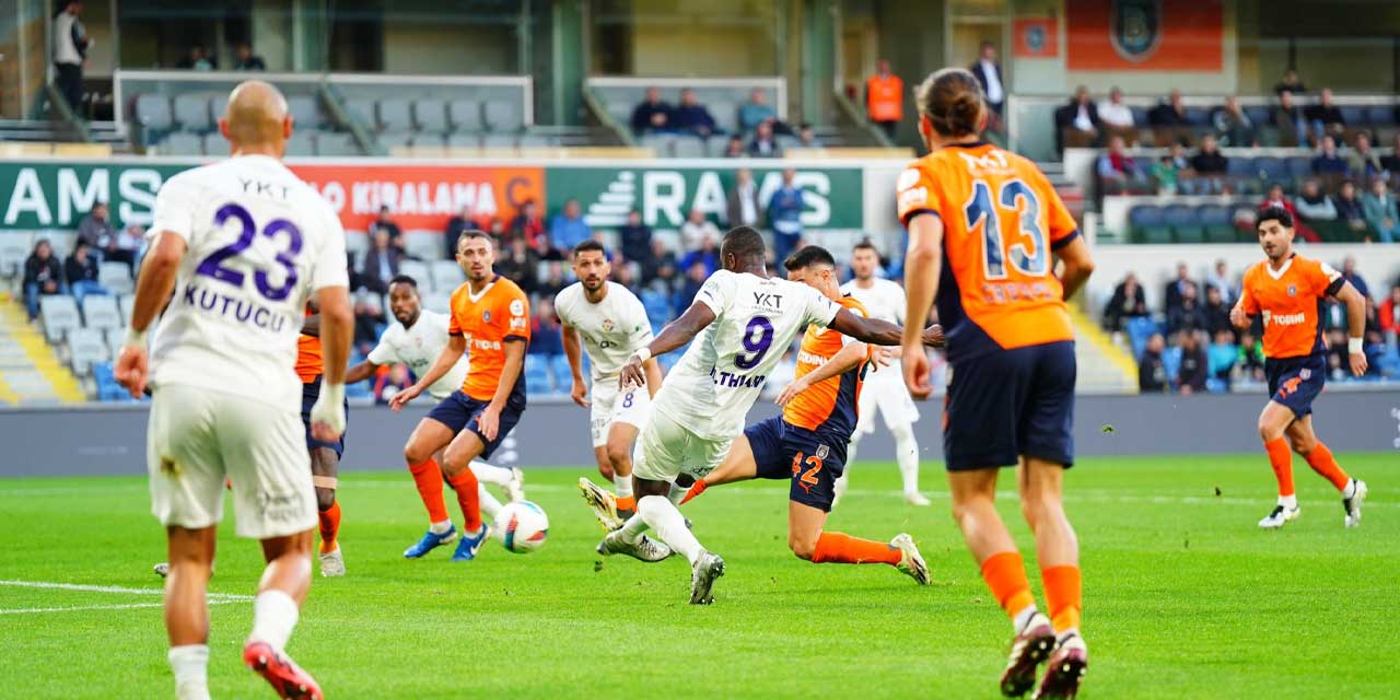 Başakşehir, Eyüpspor'la puanı paylaştı