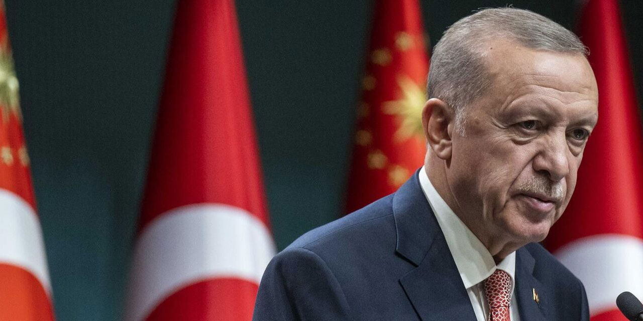 Cumhurbaşkanı Erdoğan başkanlığında İstanbul'da güvenlik toplantısı başladı
