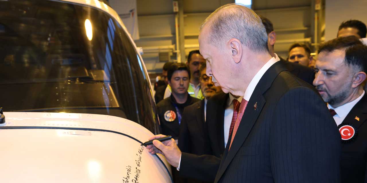 GÖKBEY Helikopteri Jandarma'ya teslim edildi: "Ne kadar iftihar etsek az"