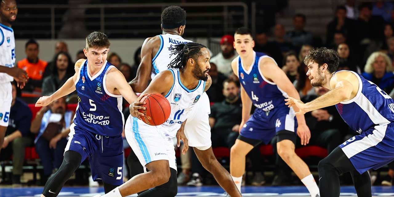 Türk Telekom, Euro Cup'ta Valencia'ya mağlup oldu