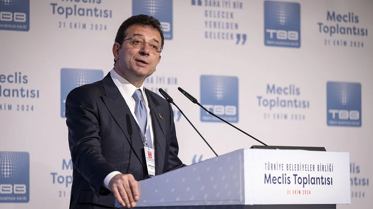 Türkiye Belediyeler Birliği toplantısında konuşan İmamoğlu: "Gelir açmazına doğru sürükleniyoruz"