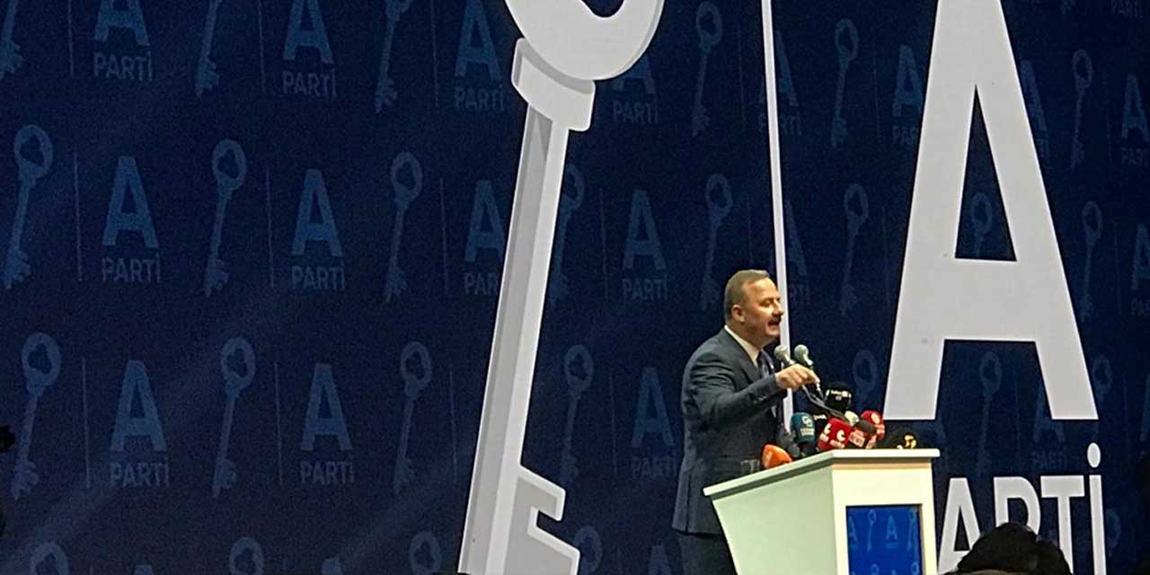Yavuz Ağıralioğlu: Siyaset başladığı gibi bitirenlerin er meydanıdır