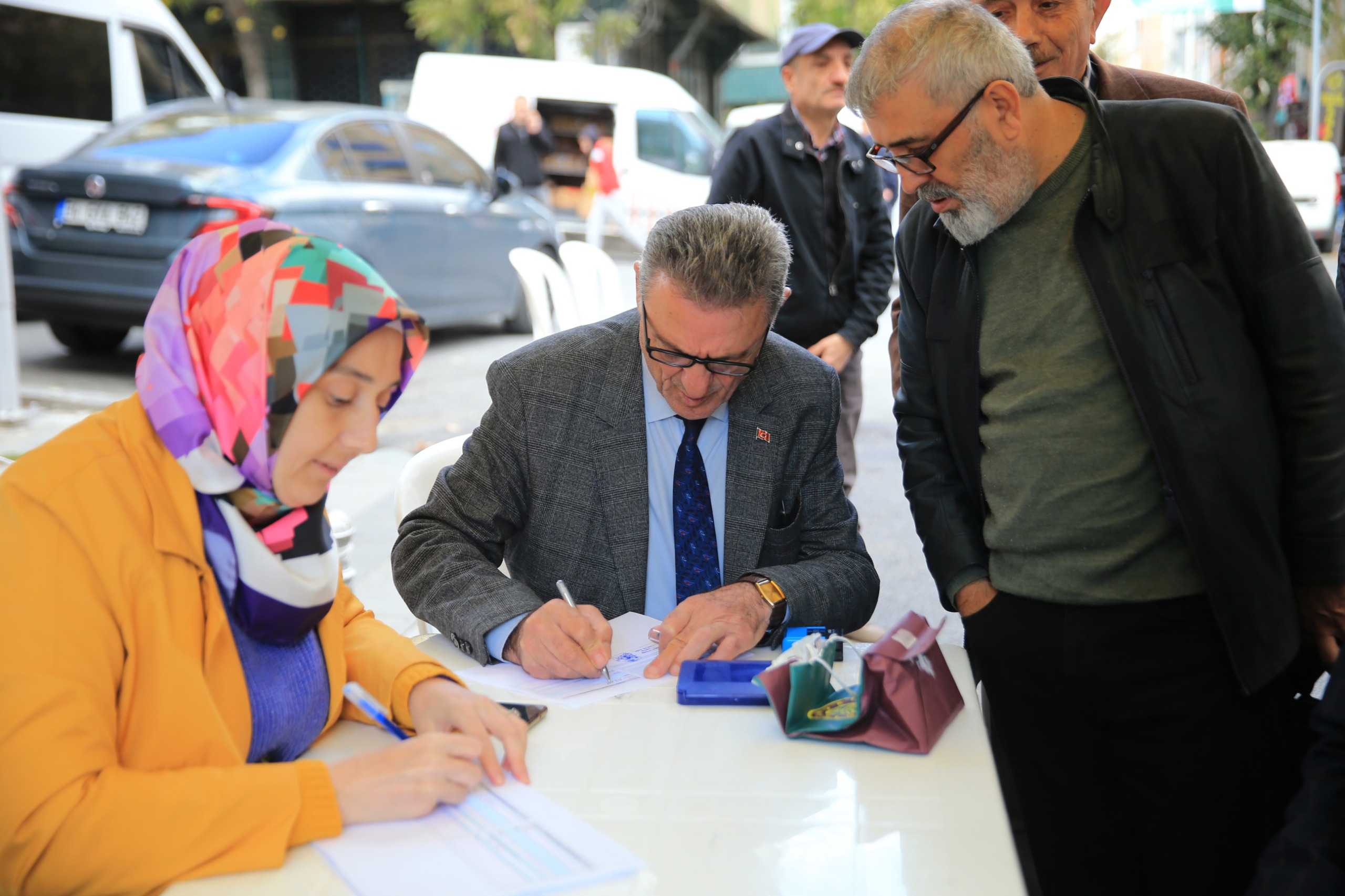Bayrampaşa’da vatandaşlar istedi, 19. Sokak 19 Mayıs Caddesi oldu.