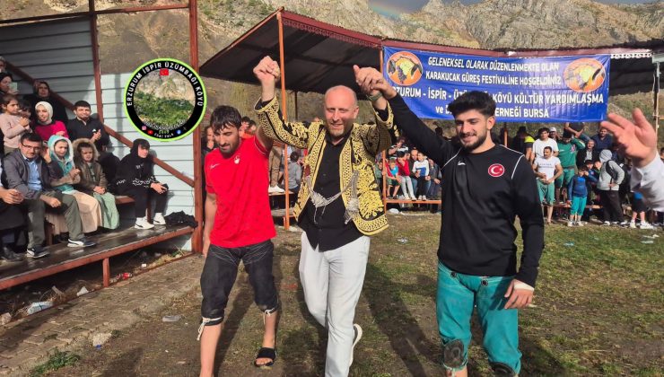 Erzurum Üzümbağı güreşleri yapıldı.