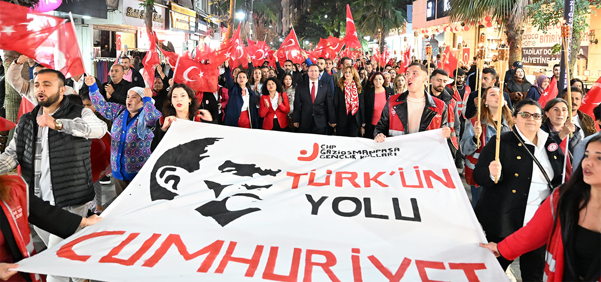 CUMHURİYETİN 101’İNCİ YILI GAZİOSMANPAŞA’DA COŞKUYLA KUTLANDI