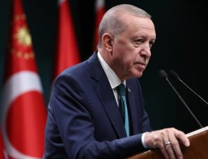 Cumhurbaşkanı Erdoğan: "Seçilmiş olmak, kimseye terörle kol kola yürüme hakkı vermez"