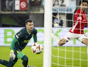 Fenerbahçe, Hollanda'dan puansız döndü: UEFA Avrupa Liginde ilk mağlubiyet