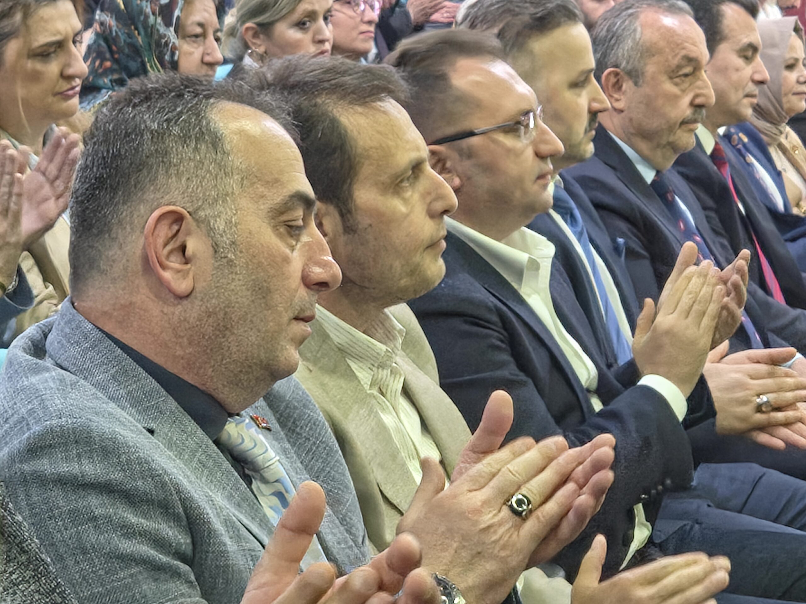 FEDAİ KARAKOL YENİDEN BAŞKAN