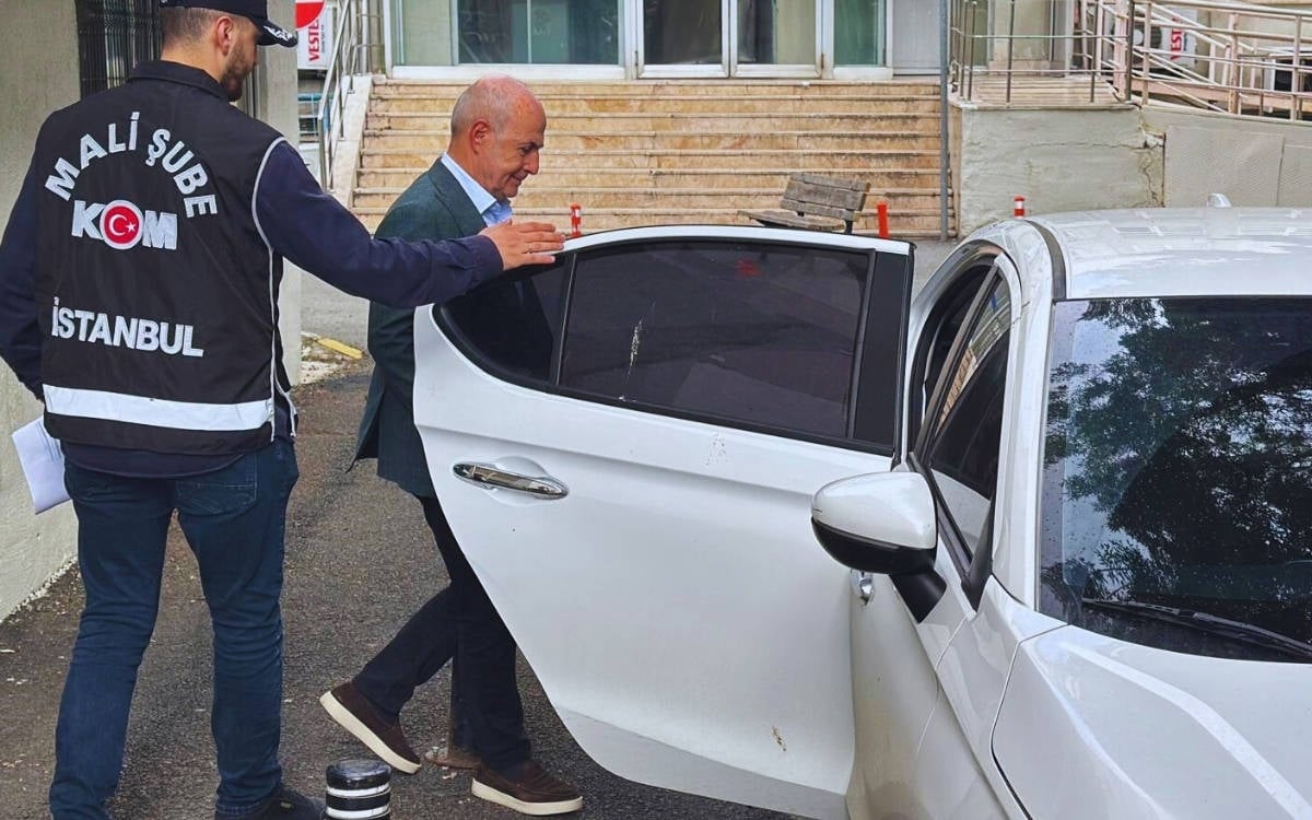 İBB’ye 5. dalga operasyon: Belediye başkanları dahil 47 gözaltı kararı, 30 gözaltı.