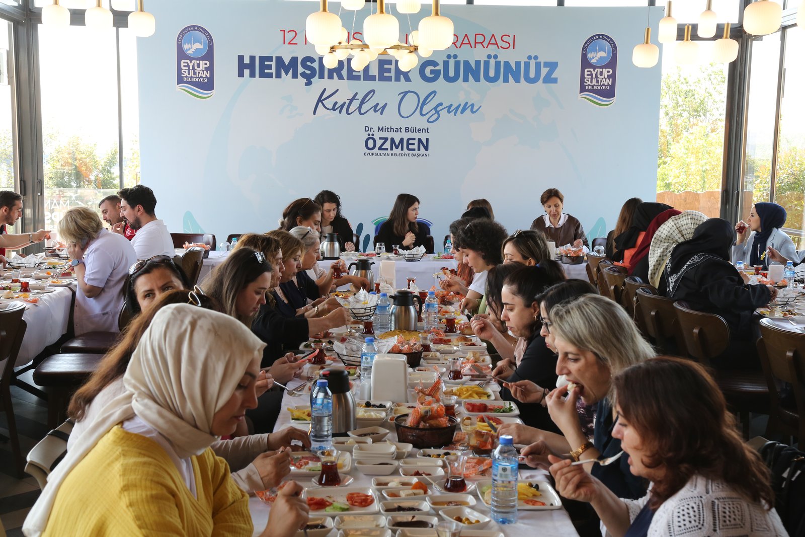 Eyüpsultan’da Hemşireler Günü’ne Anlamlı Kutlama