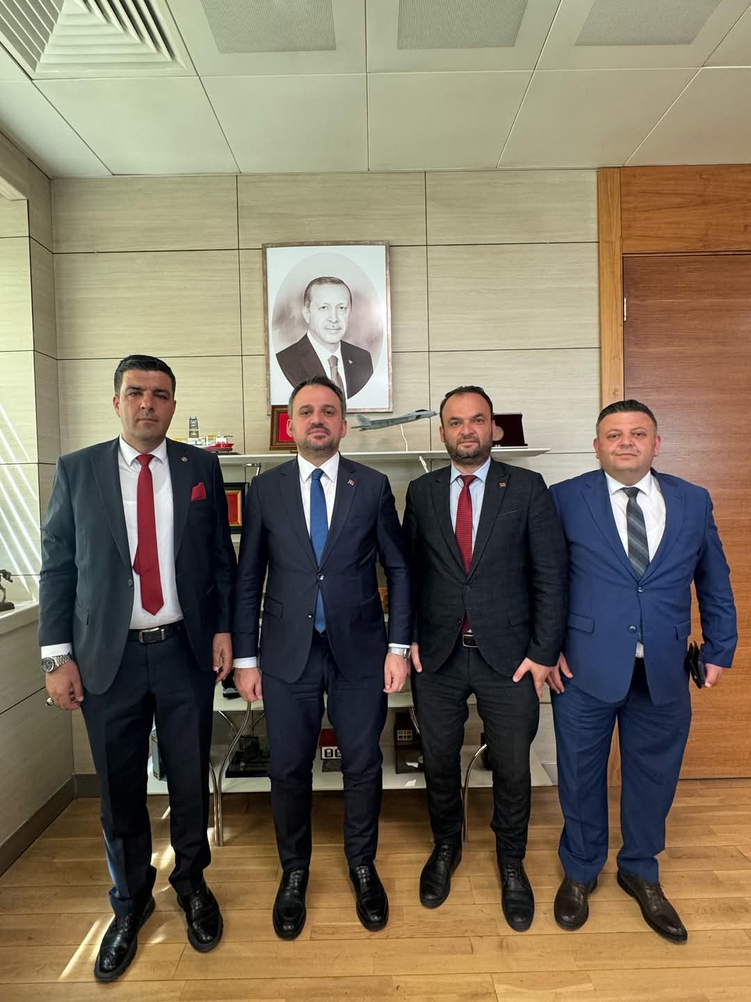 SASAM YURTİÇİ YAPILANMA HEYETİNDEN GENÇLİK VE SPOR BAKAN YARDIMCISINA ZİYARET