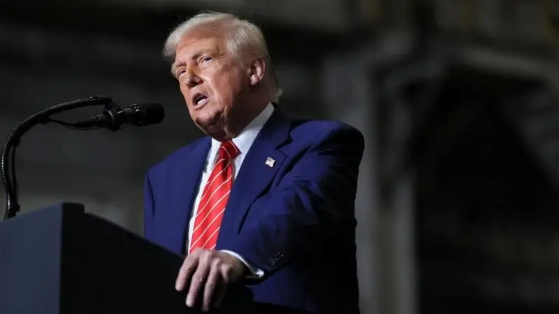 Trump’tan 12 ülkenin vatandaşlarına ABD’ye giriş yasağı