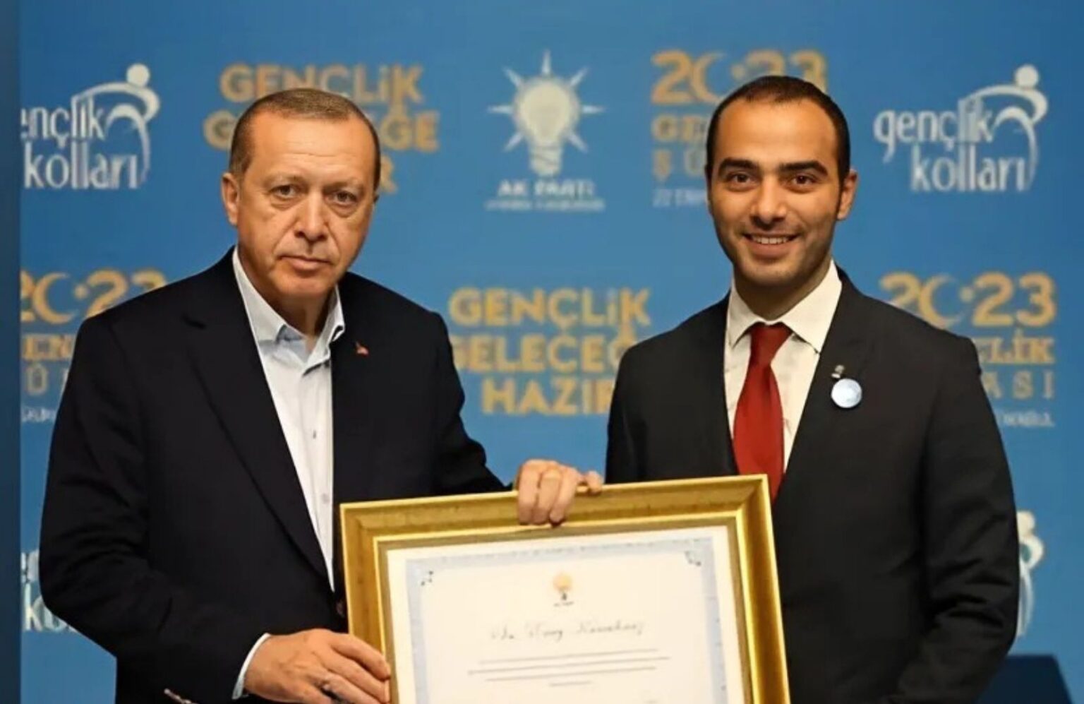 Gaziosmanpaşa’da Başkan yardımcıları belli oldu.