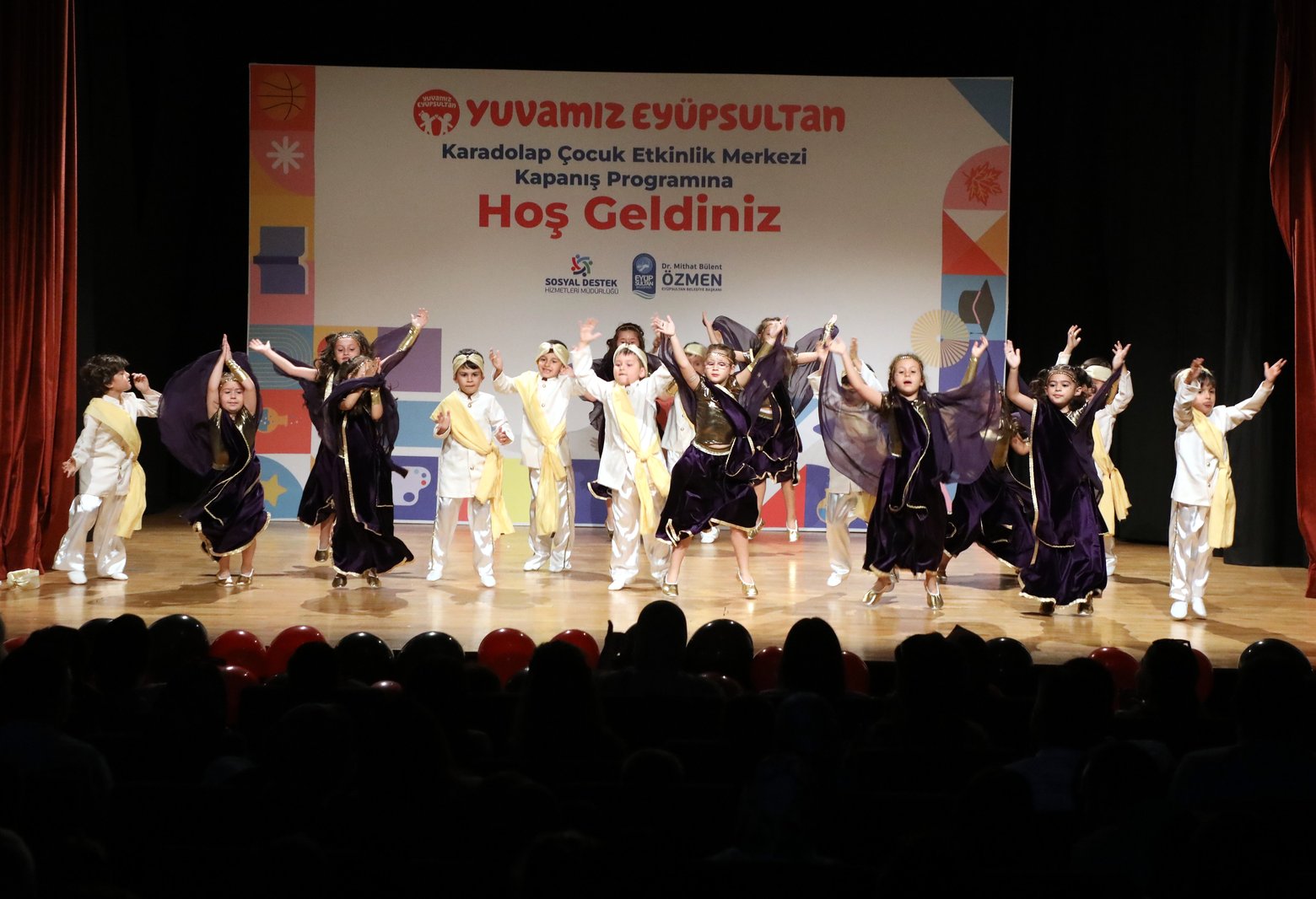 Minik mezunlardan coşkulu veda: Karadolap ÇEM’de kep töreni heyecanı