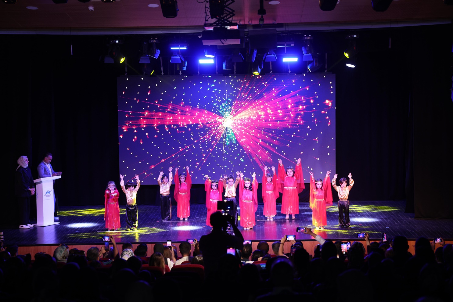 Ana Kucağı’nda Mezuniyet Heyecanı