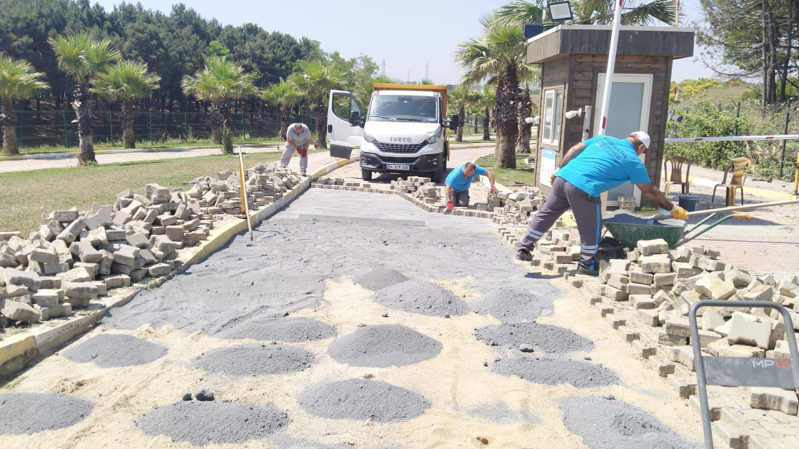 Eyüpsultan’da yaz hamlesi başladı: İlçenin dört bir yanında yoğun mesai