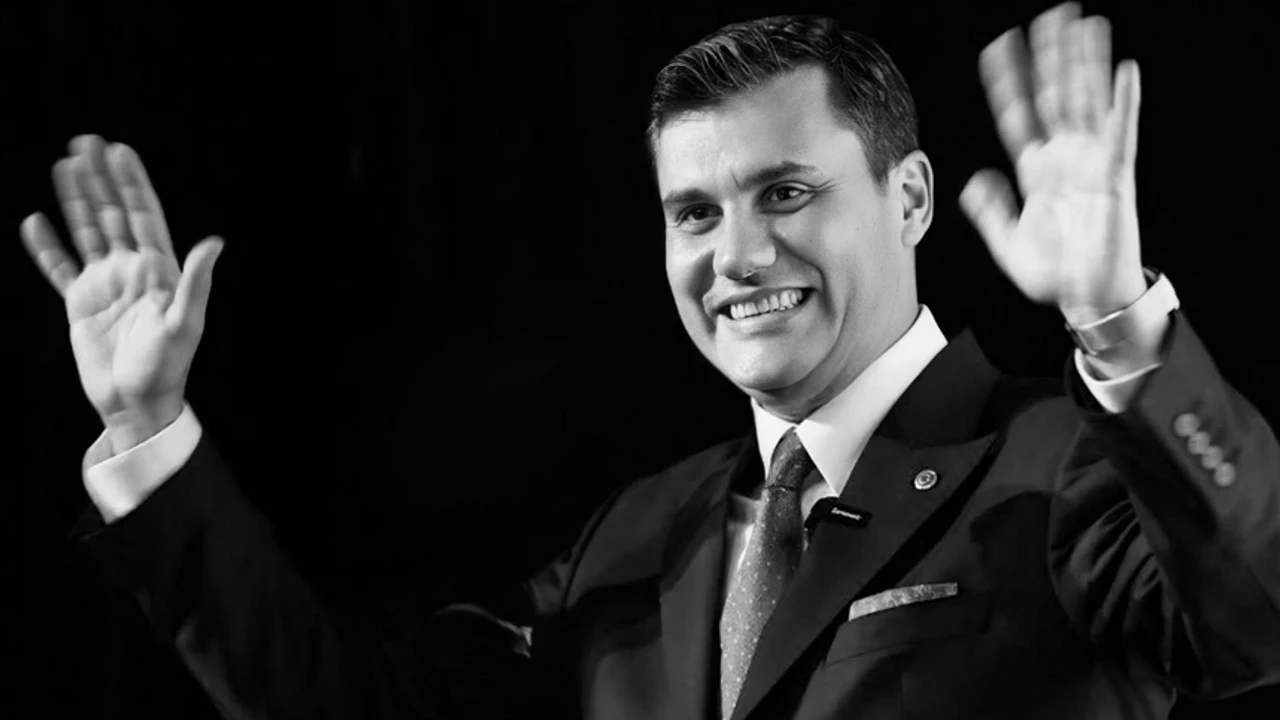 Manisa Ferdi Zeyrek’e Veda Ediyor!