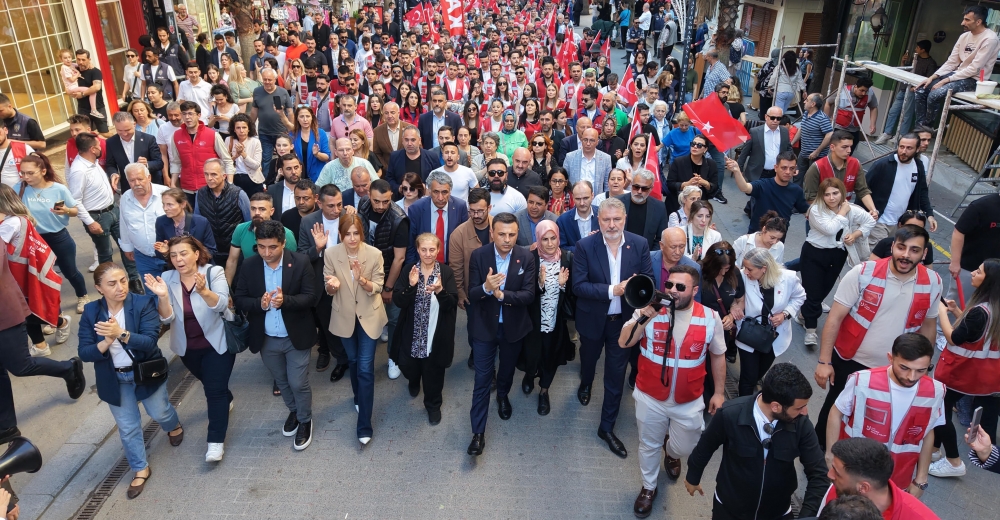 Gaziosmanpaşa’da halk Hakan Bahçetepe Sahip çıktı.