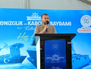 Karaburun’da Kabotaj Coşkusu: Denizcilik Bayramı Arnavutköy’de Şölenle Kutlandı
