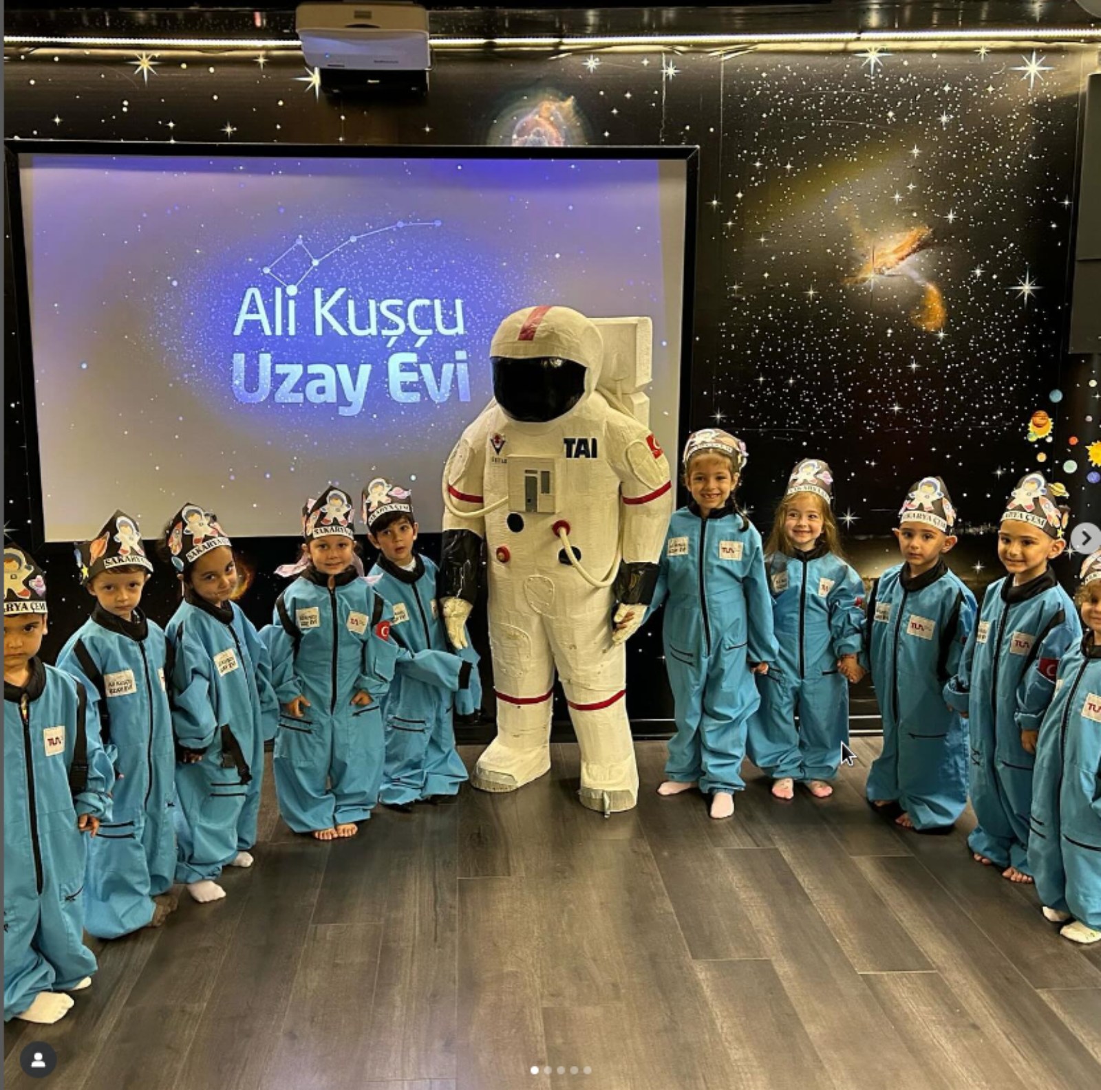 Eyüpsultanlı çocuklar yaz tatilinde bilim ve eğlenceyle buluşuyor