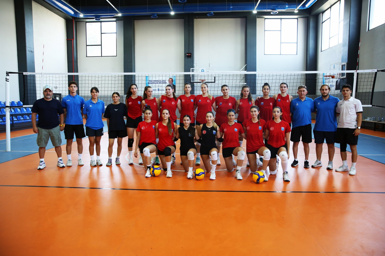 Eyüp’ün Sultanları sahaya indi