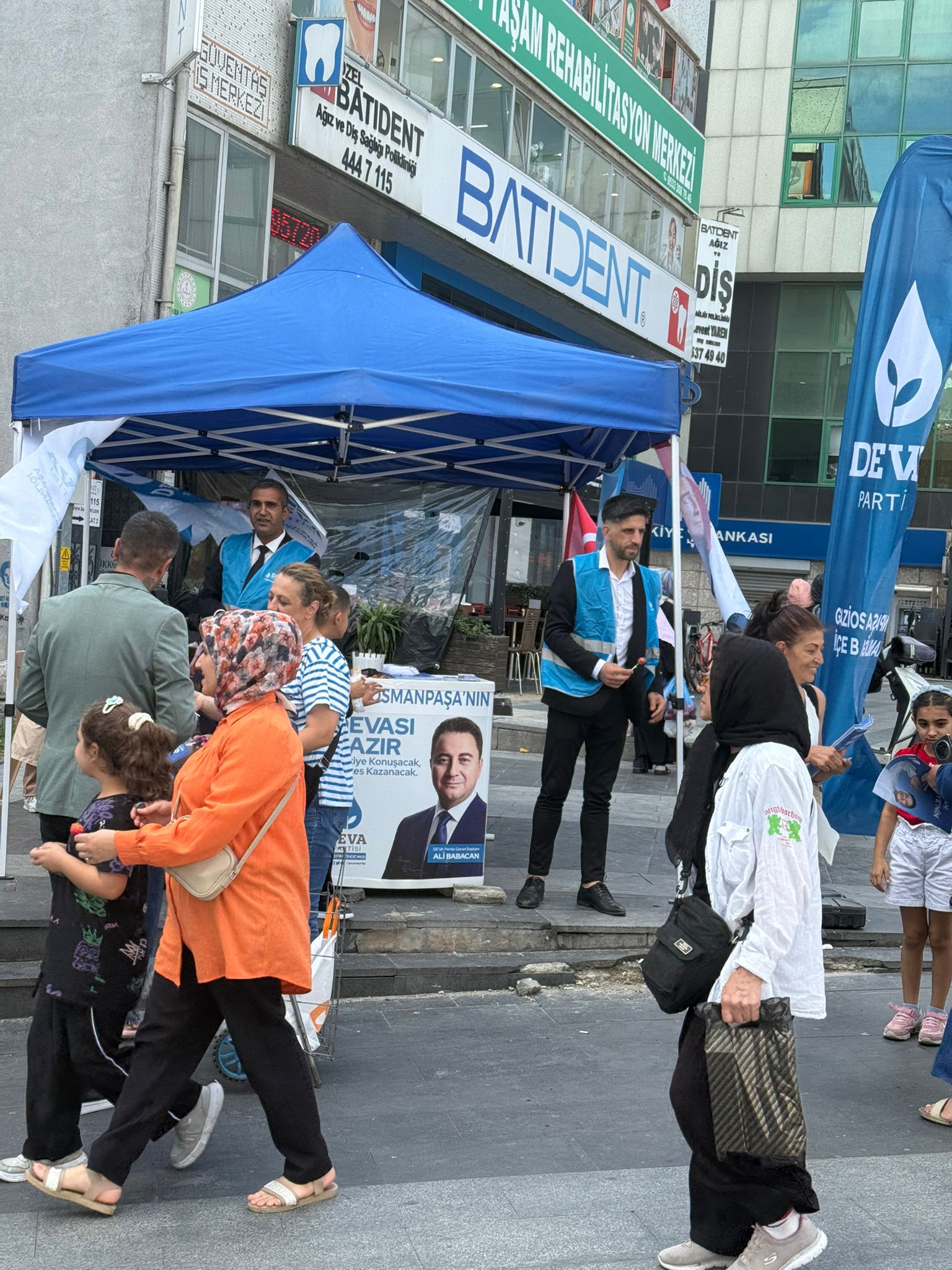 DEVA Partisi Gaziosmanpaşa İlçe Teşkilatı Sokağa İndi.