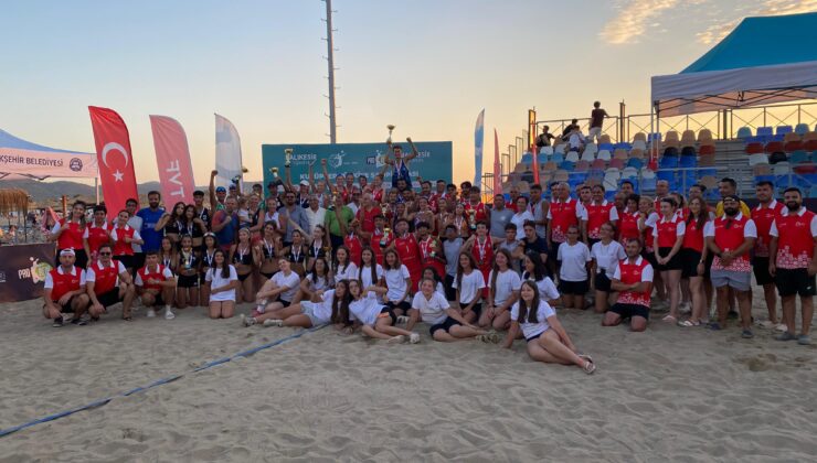 “Gençlerimizle Her Daim Yol Yürüyüyoruz”